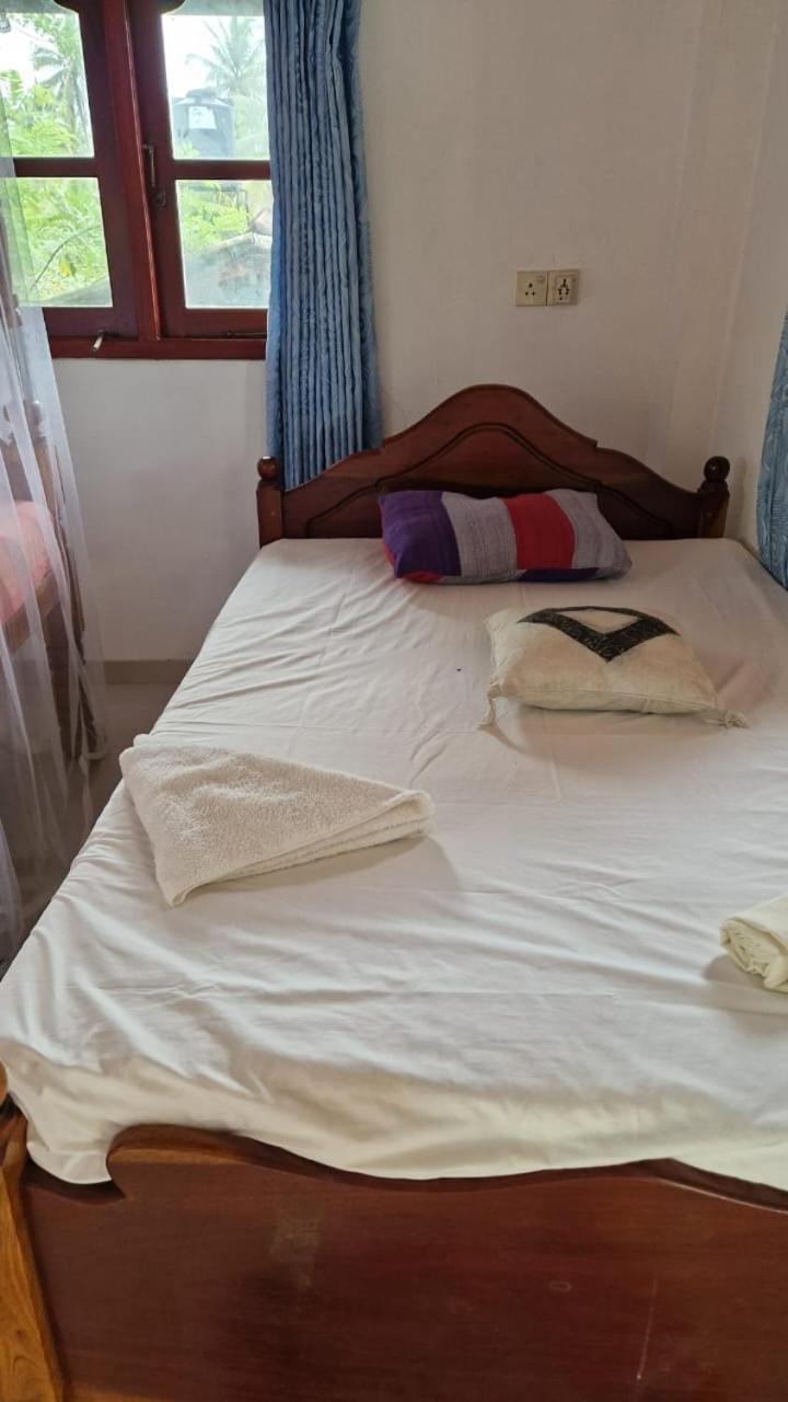 Damith Guest House Unawatuna Εξωτερικό φωτογραφία